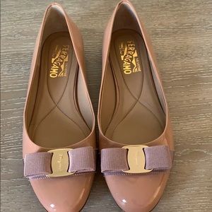 Salvatore ferragamo classic flat